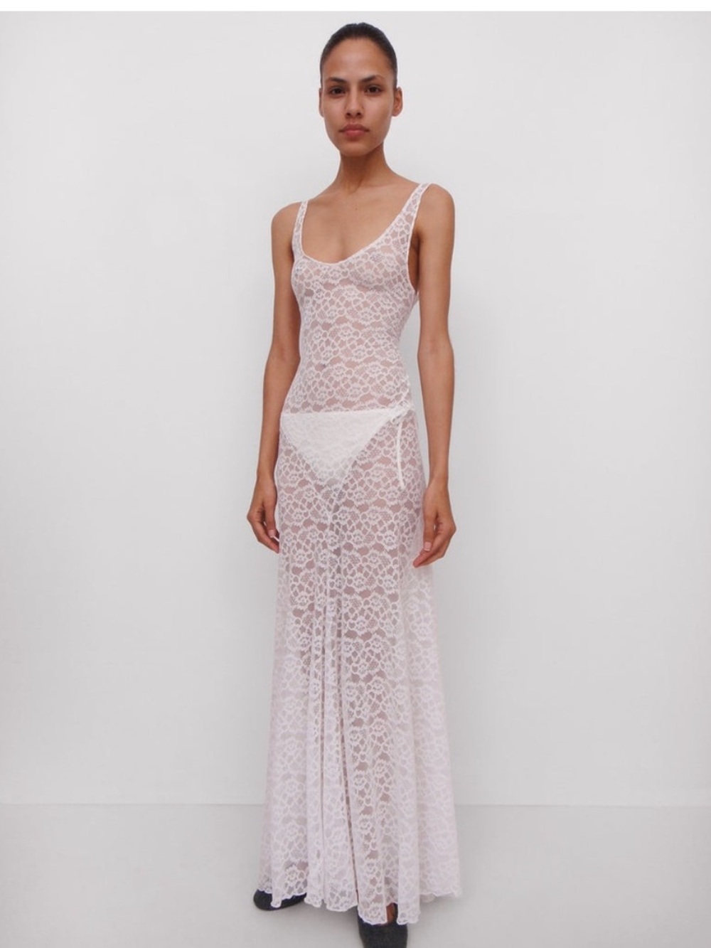 Gimaguas Florence White Lace Dress